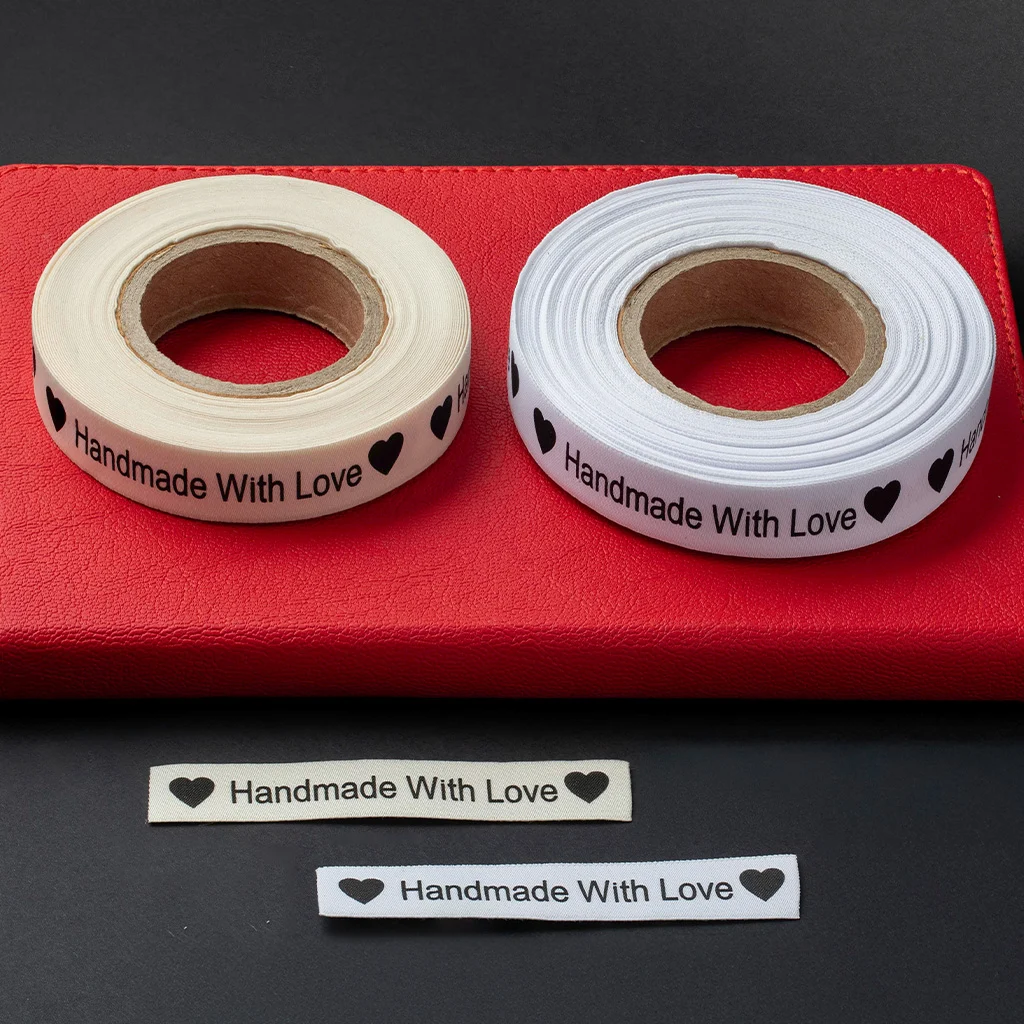 Printed Fabric Labels – Handmade Text manufactured by LabelGo